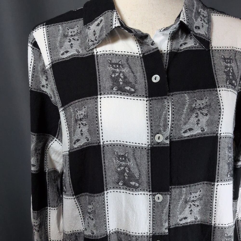 VTG Country Store Embroidered Cat Black White Check Long Sleeve Button Up Shirt